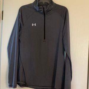 UA pullover